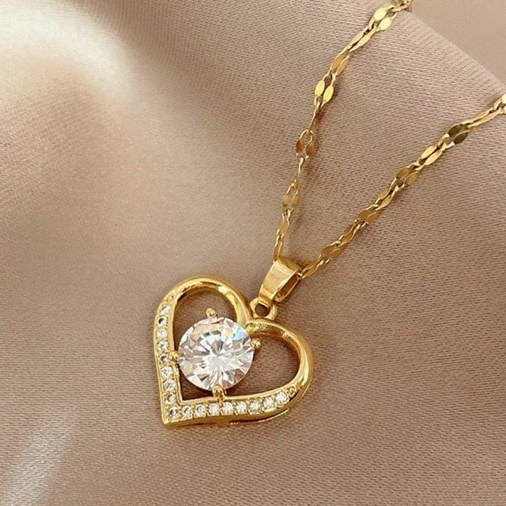 Collier pendentif coeur avec diamant plaqué or - MonPendentif