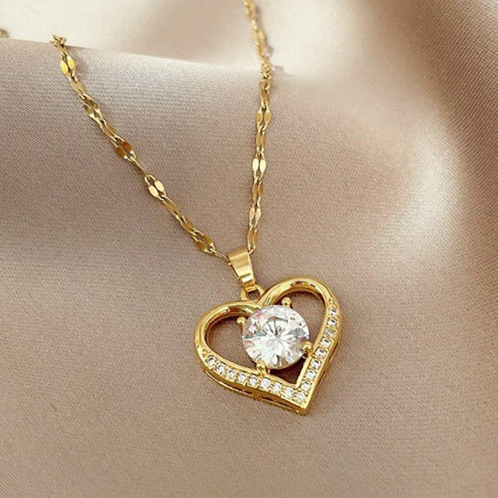Collier pendentif coeur avec diamant plaqué or - MonPendentif