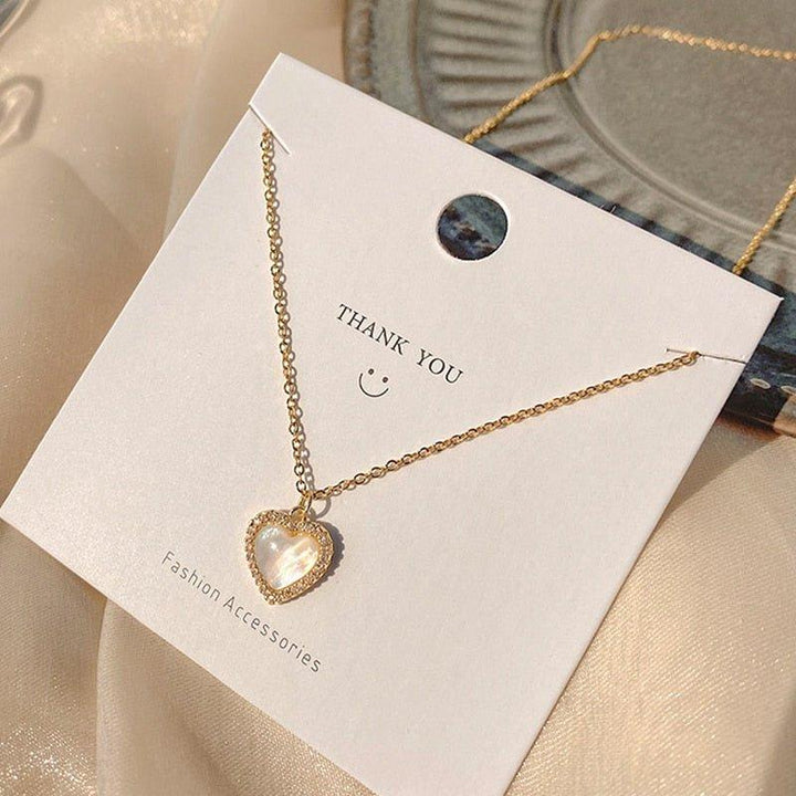 Collier pendentif coeur avec nacré et strass plaqué or - MonPendentif