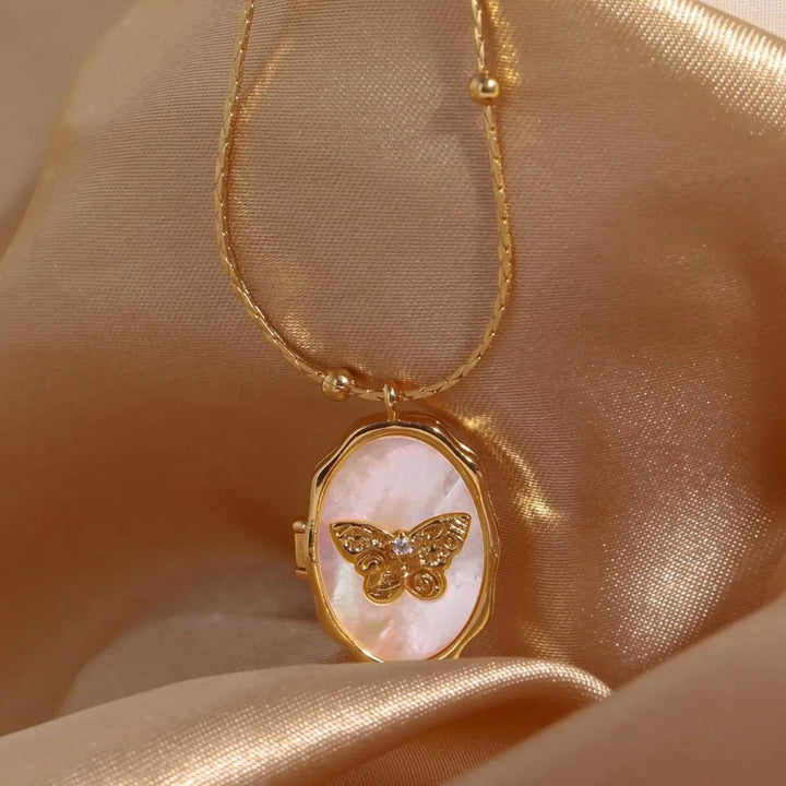 Collier pendentif porte photo nacrée papillon - MonPendentif