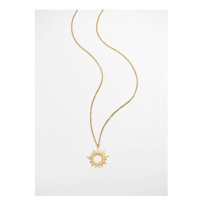 Collier pendentif soleil irrégulier creux plaqué or - MonPendentif