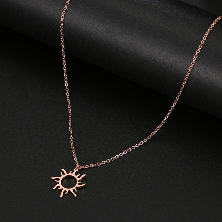 Collier pendentif soleil minimaliste plaqué or / or rose / argent - MonPendentif