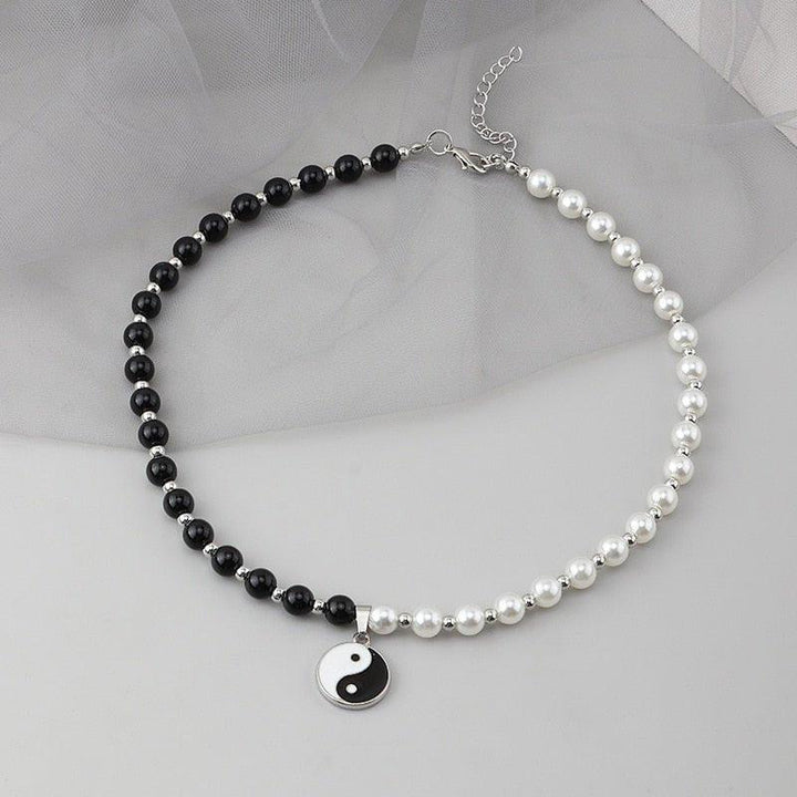 Collier pendentif yin yang noir et blanc collier perles ras de cou - MonPendentif
